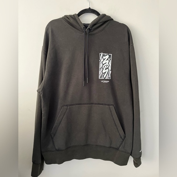 Jordan Men's Dri-Fit Zion Hoodie - Picture 2 of 11